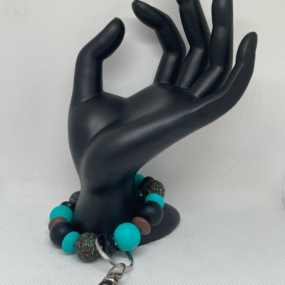 Stylish Colorful Beaded Keychain Bracelet
Expertly Made, Exclusively Yours